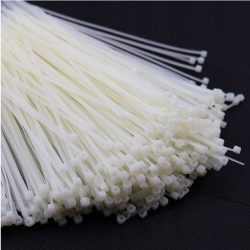 Coliere plastic strangere, zimtate, albe, 2.5X100MM INDEX Coliere plastic strangere, zimtate, albe, 2.5X100MM INDEX